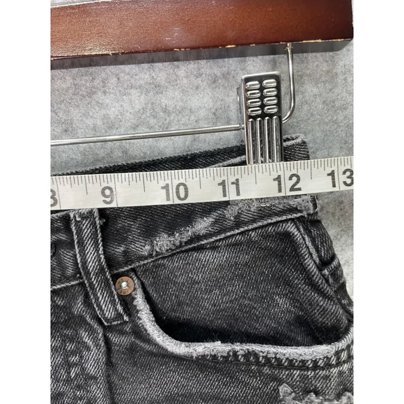 We The Free Shorts Womens 24 Black Distressed Denim Cutoff High Rise Raw Hem - Picture 6 of 11